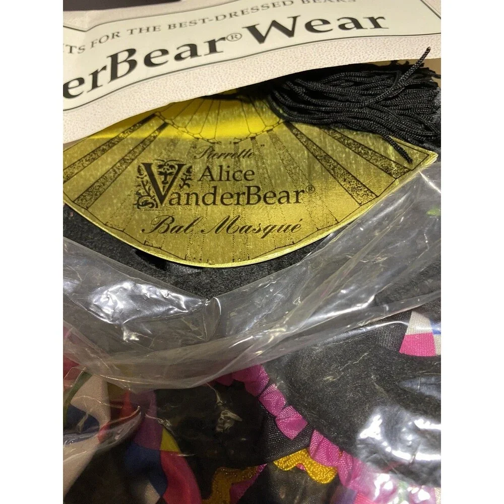 Vanderbear Wear Alice Ball Masque Outfit Legendary Party Collection 1991